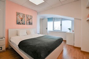 Unirii Center Apartments by Olala Homes