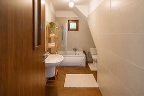 Forest Apartment by Olala Homes