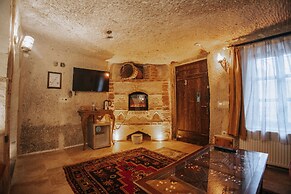 Vintage Cave House
