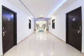 Hotel Taj Paradise
