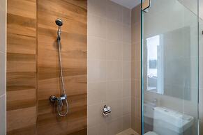 The Thames Pool Access Resort SHA+