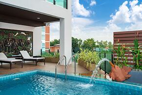 The Thames Pool Access Resort SHA+