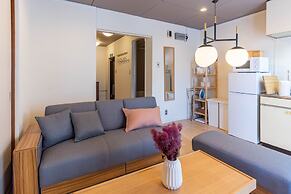 Bijou Suites Pieces