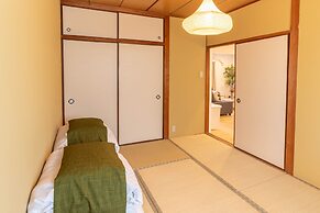 Bijou Suites Pieces
