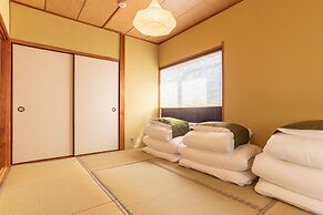 Bijou Suites Pieces