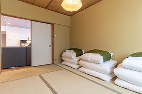 Bijou Suites Pieces