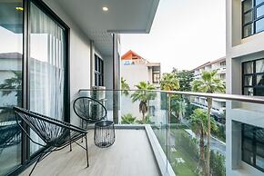 Palmyrah Surin by Lofty