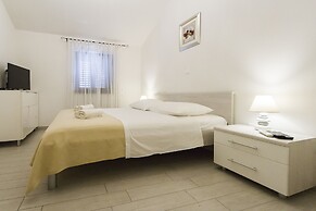 Apartments Gajeta
