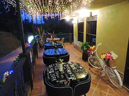 Oak Tree Hostel