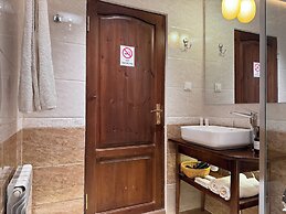 Usman Heritage Hotel