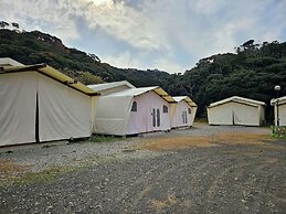 Sloth Glamping