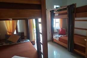 Gedhong Hostel