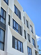 Salee Boutique Hotel