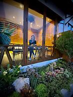 Salee Boutique Hotel