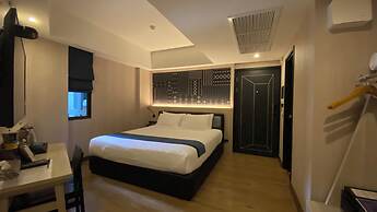 Salee Boutique Hotel