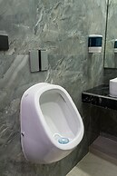 Salee Boutique Hotel