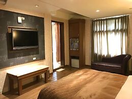 Mapleton Motel