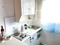 Sunflower Apartments & Studios