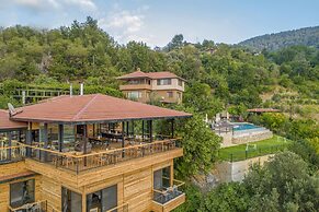 Avena Mountain Hotel - Adults Only