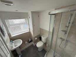 59a Whitstable - 1 Bedroom Flat, Balcony & Parking