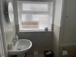 59a Whitstable - 1 Bedroom Flat, Balcony & Parking