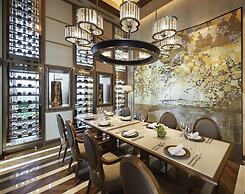 Four Seasons Hotel Tokyo at Otemachi