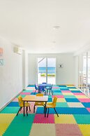 OCEAN beachfront 4 BDR -Amazing Oceanview