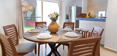 Delightful Lagoon front Villa at hotel zone