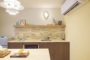 Theme Boutique Hotel