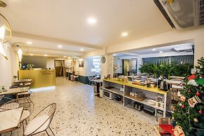 Theme Boutique Hotel