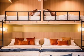 Theme Boutique Hotel