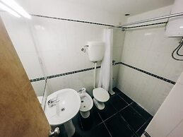 Tia Hotel