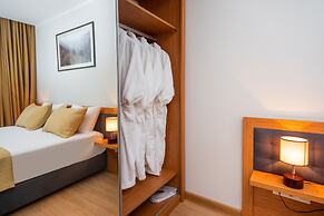 Orbi Palace Hotel Official