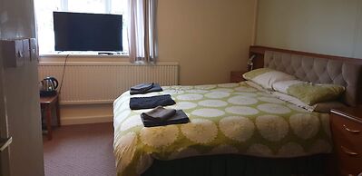 The Huntsman Hotel