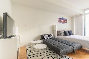 Gorgeous Condos in Maple Leaf Square