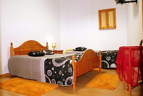 Alojamentos Estrela Peles