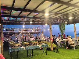 PP Mountain Beach Resort