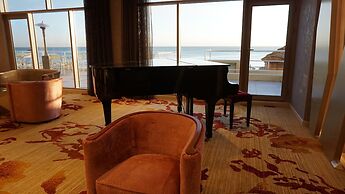 Al Kout Beach Hotel