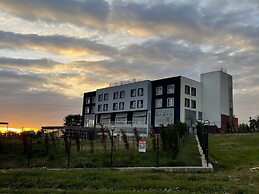 Monopetra Otel