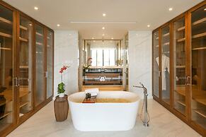 Oakwood Ha Long