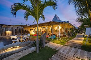 Paus Putih Hotel