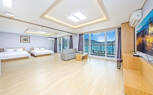 Adel Pension