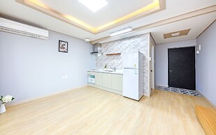Adel Pension