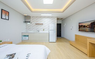 Adel Pension
