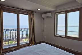 Hotel Navis