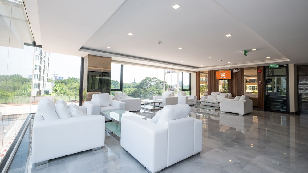 B2 Korat Premier Hotel