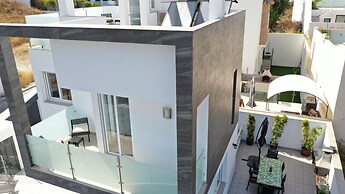 1062 Villa Picasso