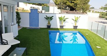 1062 Villa Picasso