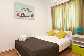Centric Apartment Barna