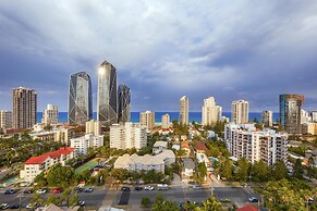 Oaks Gold Coast Hotel